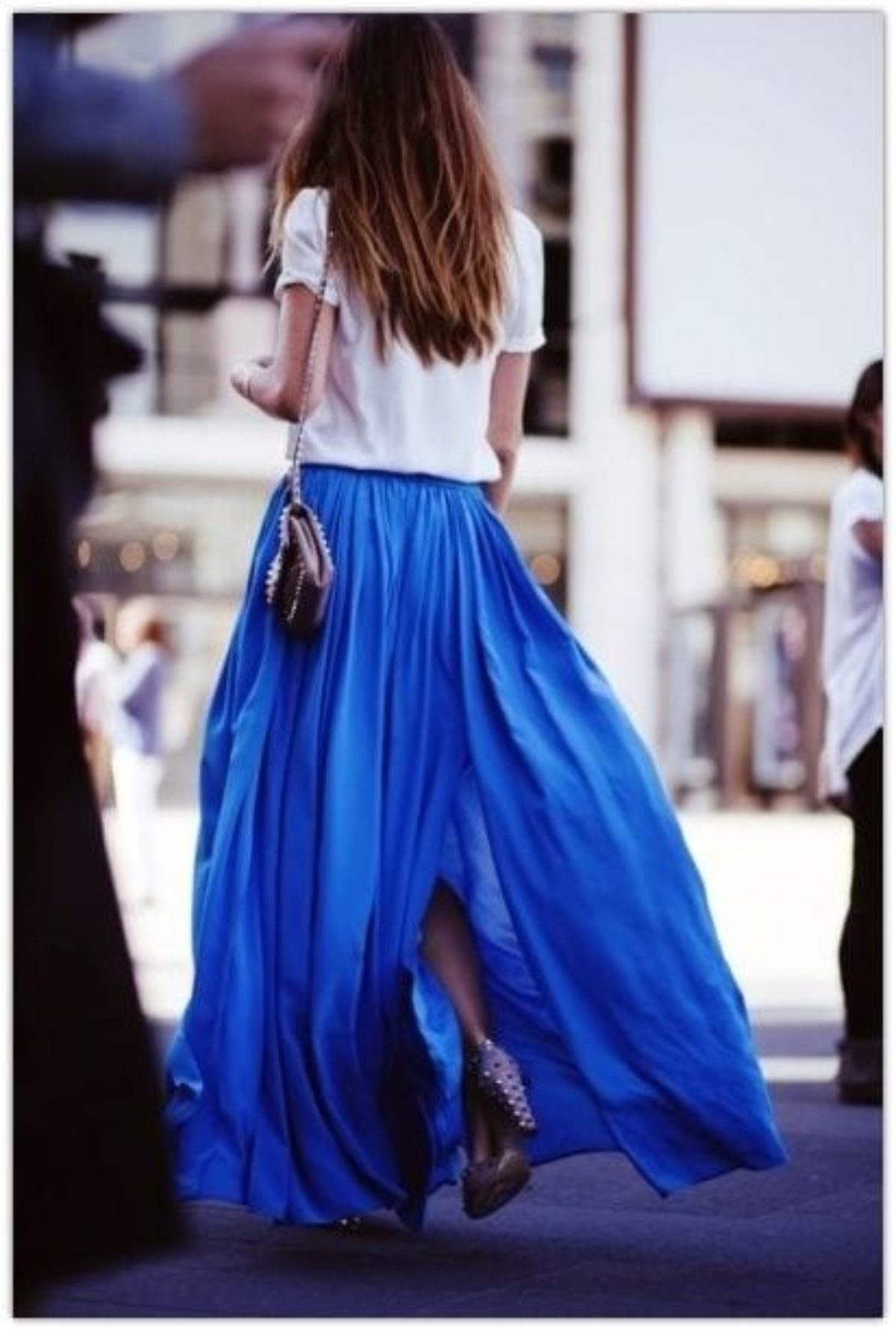 jupe longue plissée bleu roi