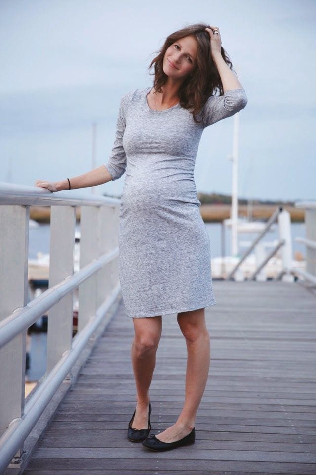 robe grise enceinte
